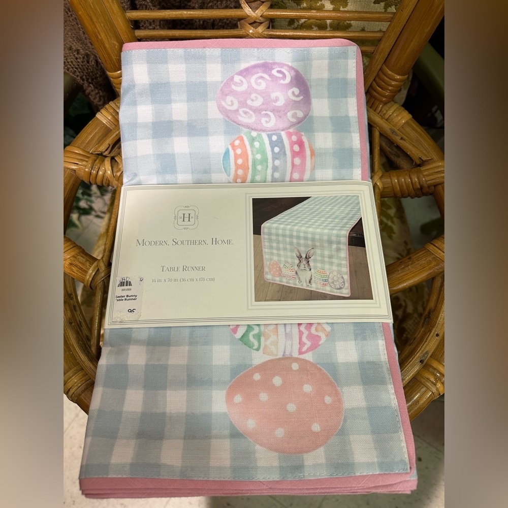 NWT Modern Southern Home Easter Egg Bunny Rabbit Table Buffet Runner 14" x 70”